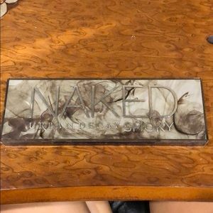 Urban Decay Smokey Palette